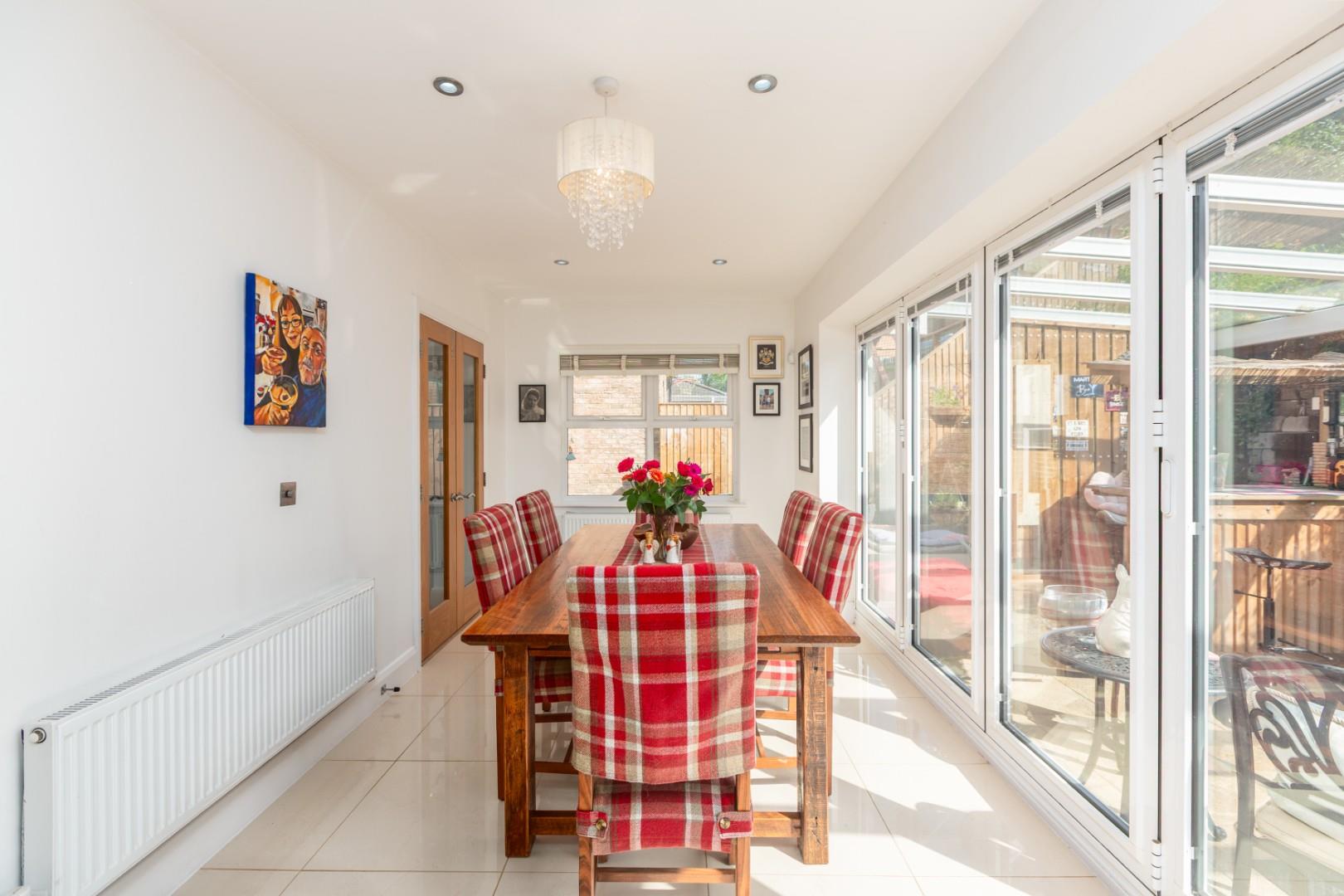 Moorland Avenue, Newton, Mumbles, SA3 4UA
